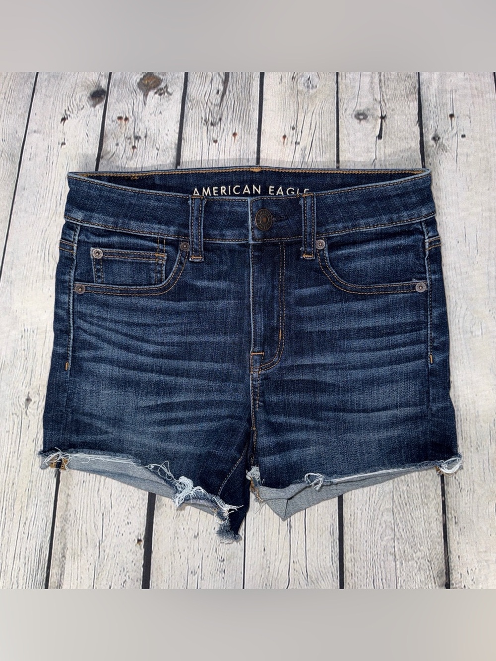 NEW! AEO Hi-Rise Shortie
